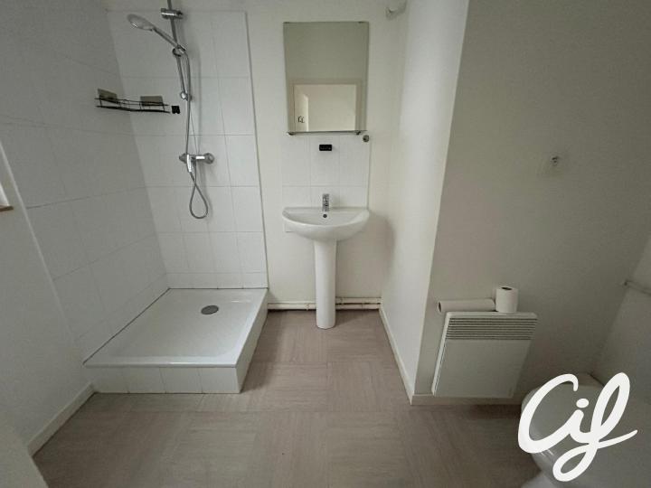 Appartement_T1_Thouare_Sur_Loire_418-30-40205.jpg