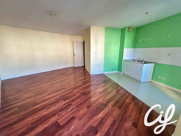Appartement_T2_Nantes_Centre_ville_01552-0244-41298.jpg