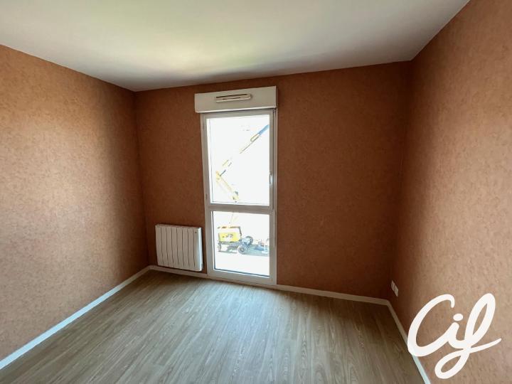 Appartement_T3_La_Roche-Sur-Yon_L0002-87_-_A25-40225.jpg
