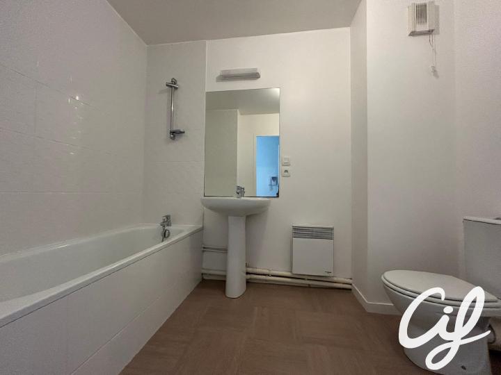 Appartement_T1B_Nantes_Hauts_Pavés_-_St-Félix_00455-0016-43586.jpg