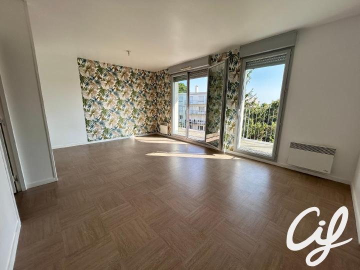Appartement_T1B_Nantes_Hauts_Pavés_-_St-Félix_00455-0016-43588.jpg