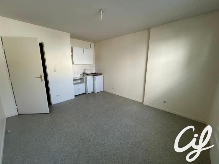 Appartement_T1_Nantes_Centre_ville_01473-0123-41334.jpg