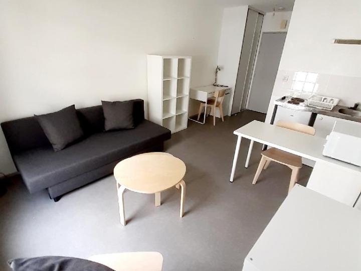 Appartement_T1_Nantes_Centre_ville_01570-0332-33142.jpg