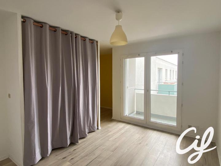 Appartement_T1_Nantes_Ile_de_Nantes_01599-0156-40130.jpg