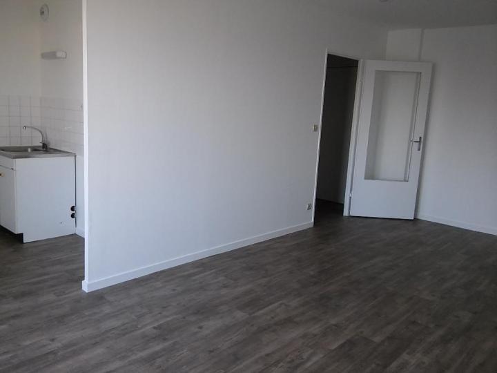 Appartement_T1_Nantes_Ile_de_Nantes_01599-0231-56127.jpg