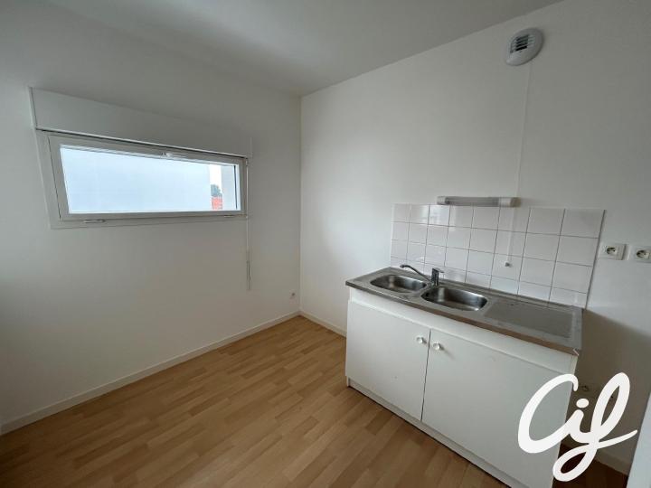 Appartement_T3_La_Roche-Sur-Yon_L0002-87_-_A25-43084.jpg