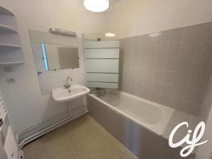 Appartement_T3_Nantes_Centre_ville_01562-0414-43243.jpg