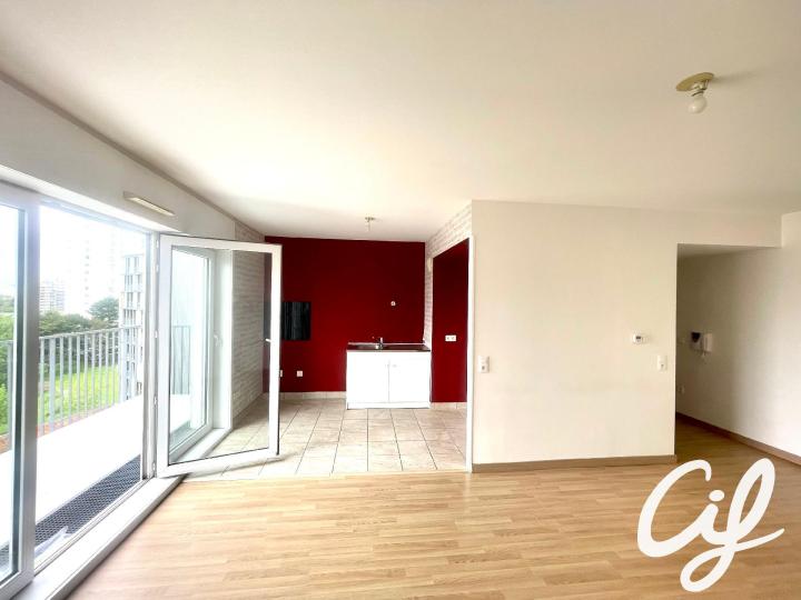 Appartement_T3_Nantes_Ile_de_Nantes_841-A73-75-35830.jpg