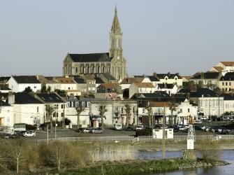 Programme_immobilier_indre_hautes_rives_2_Commerce.jpg