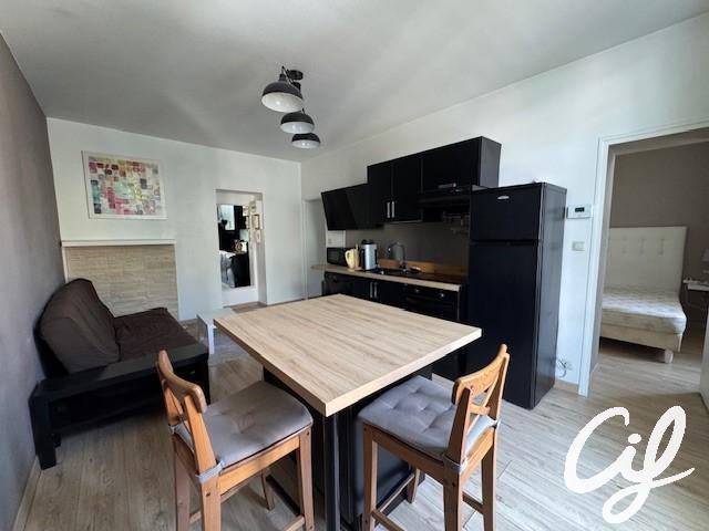 Appartement_T1B_Nantes_Canclaux_-_Procé_-_Zola_01200-5006-41484.jpg