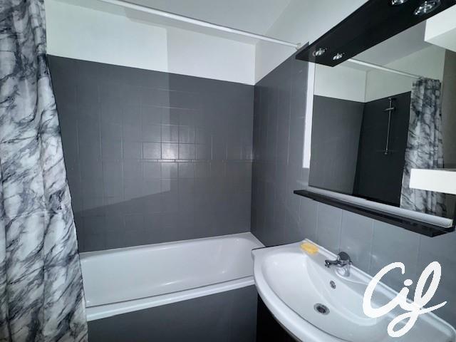 Appartement_T1B_Nantes_Canclaux_-_Procé_-_Zola_01200-5006-41486.jpg