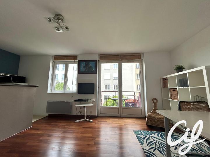Appartement_T1B_Nantes_Centre_ville_01580-0118-43405.jpg