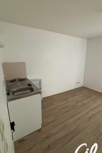 Appartement_T1_Nantes_Centre_ville_01566-0851-38081.jpg