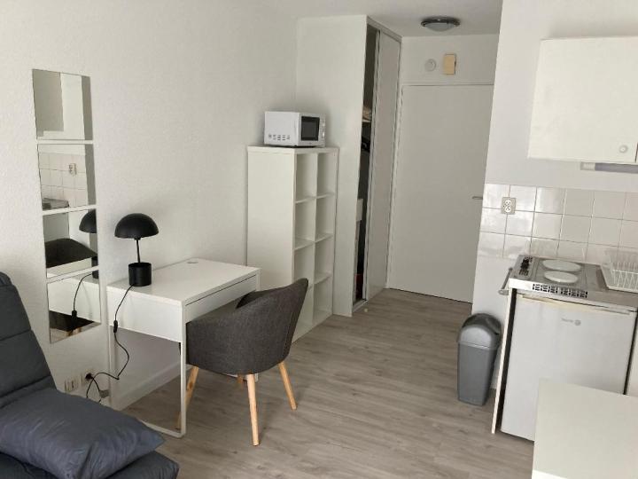 Appartement_T1_Nantes_Centre_ville_01570-0345-33080.jpg