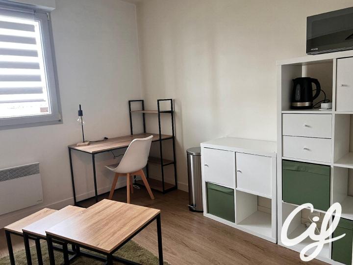 Appartement_T1_Nantes_Ile_de_Nantes_915-A03-37707.jpg