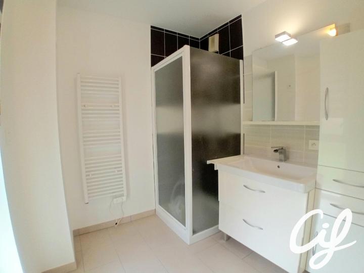 Appartement_T2_La_Chapelle_Sur_Erdre_572-4-39896.jpg