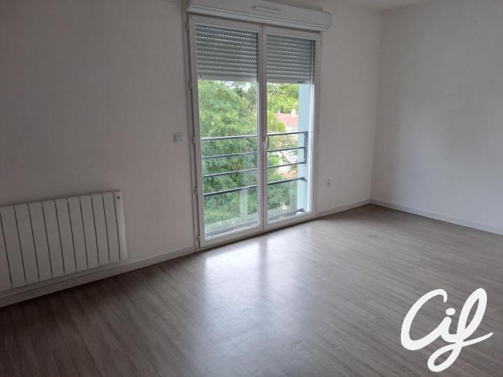 Appartement_T2_La_Roche-Sur-Yon_519-2.20B-41353.jpg