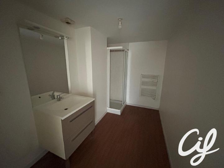 Appartement_T2_La_Roche-Sur-Yon_519-4.11A-43412.jpg