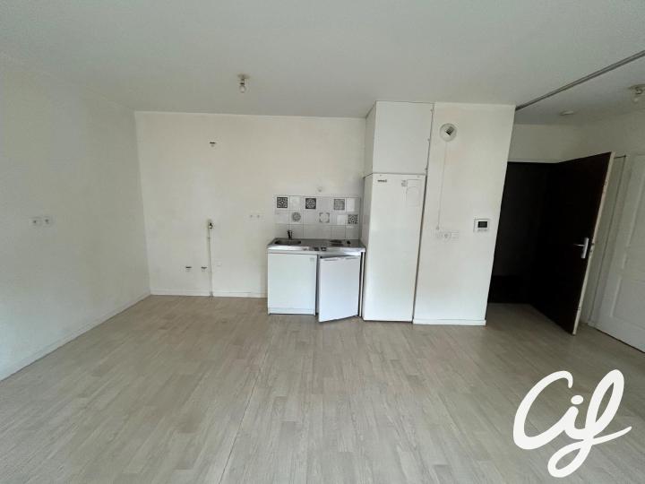 Appartement_T2_La_Roche-Sur-Yon_L0018-04-126-43093.jpg