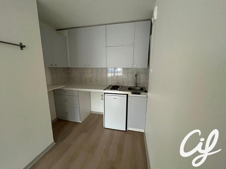 Appartement_T2_Nantes_Hauts_Pavés_-_St-Félix_01571-38-44129.jpg