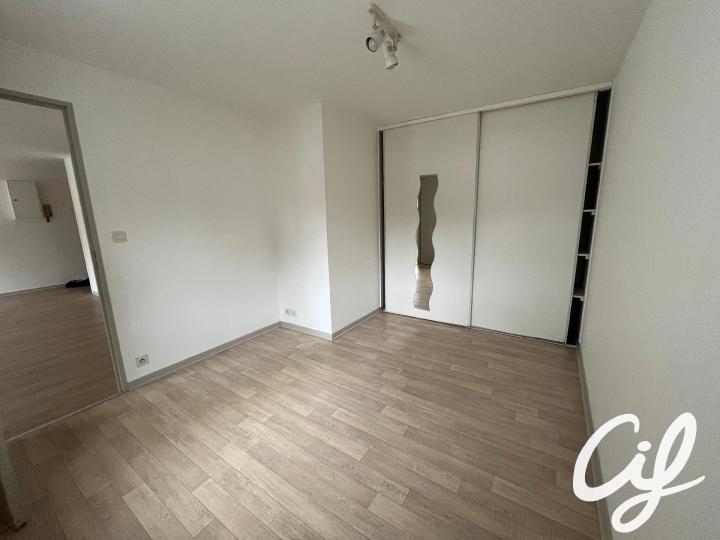 Appartement_T2_Nantes_Hauts_Pavés_-_St-Félix_01571-38-44130.jpg
