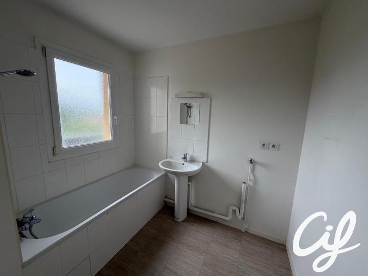 Appartement_T3_La_Roche-Sur-Yon_186-057-44265.jpg