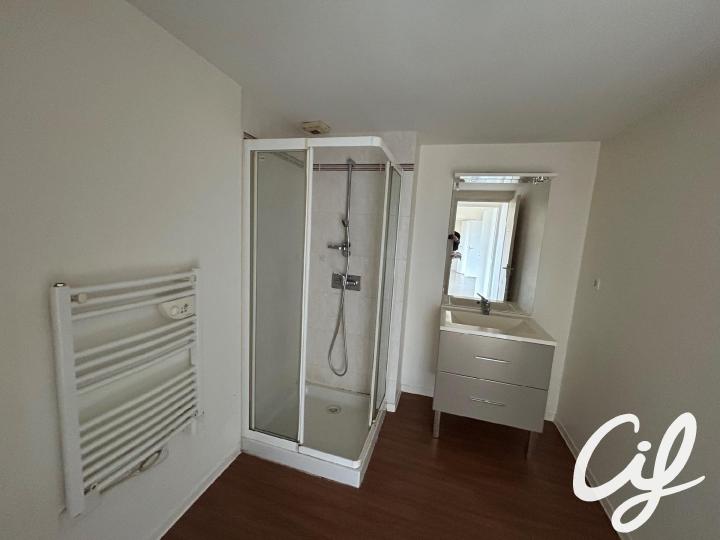 Appartement_T3_La_Roche-Sur-Yon_519-2.17B-43808.jpg