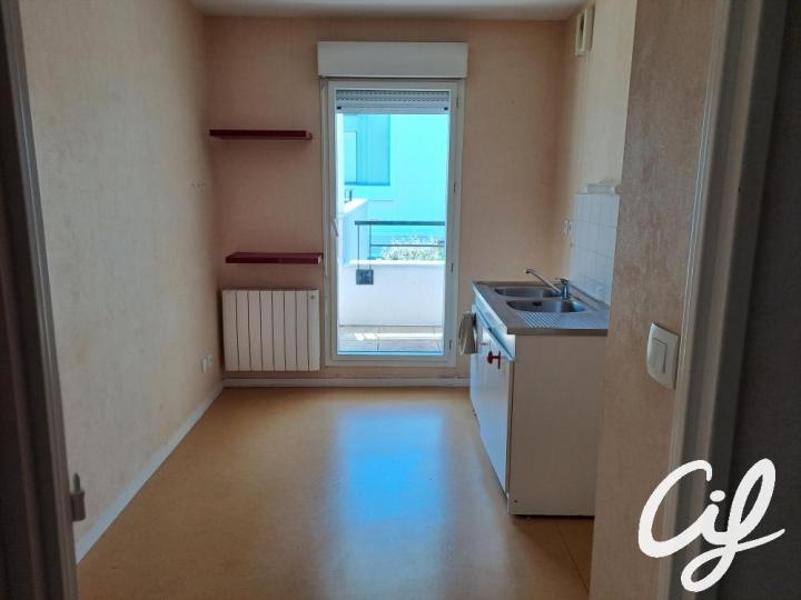 Appartement_T3_La_Roche-Sur-Yon_L0002-63_-_A05-41357.jpg