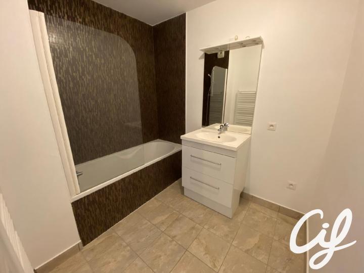Appartement_T3_Nantes_Ile_de_Nantes_841-A13-45-39342.jpg