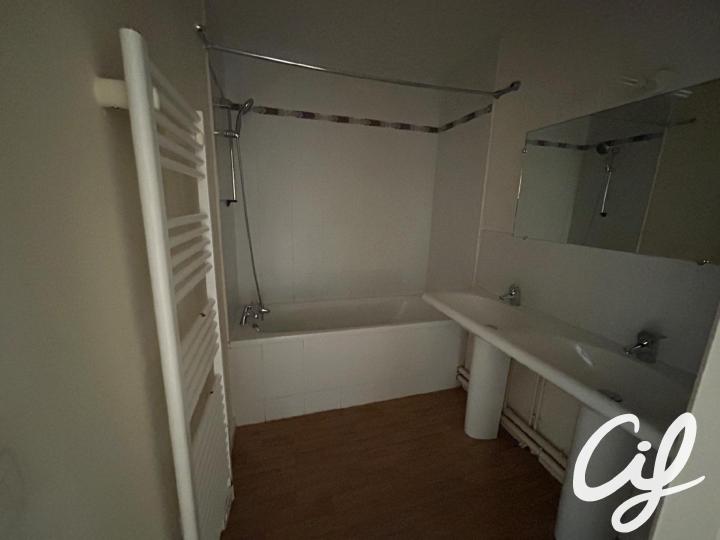 Appartement_T4_La_Roche-Sur-Yon_L0003-A15-43415.jpg