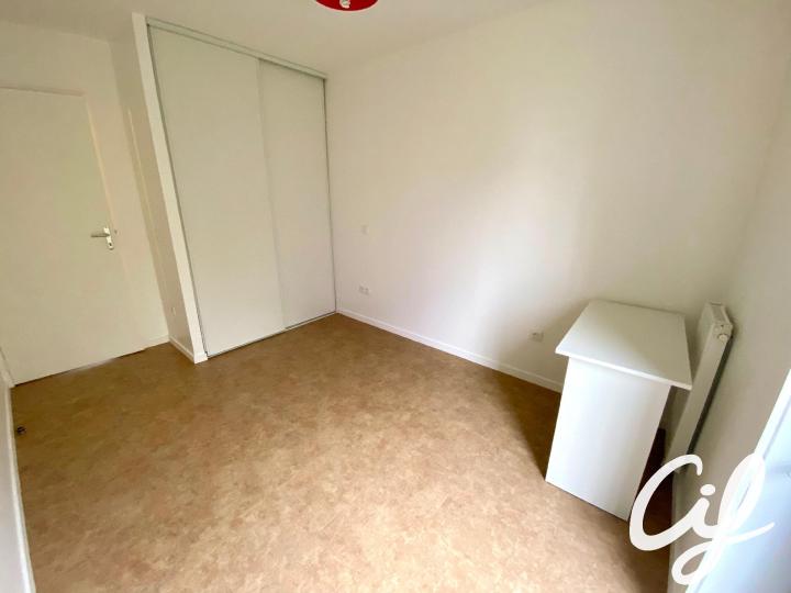 Appartement_T4_Nantes_Ile_de_Nantes_848-B24-70-39692.jpg