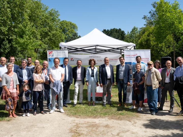 inauguration-habitants-nevea-groupe-cif.jpg